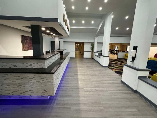 SureStay Plus by Best Western Mobile I-65 image 12